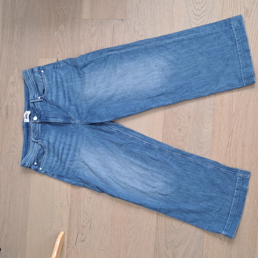 Size 32 Paige NELLIE High Rise Wide Leg Jeans